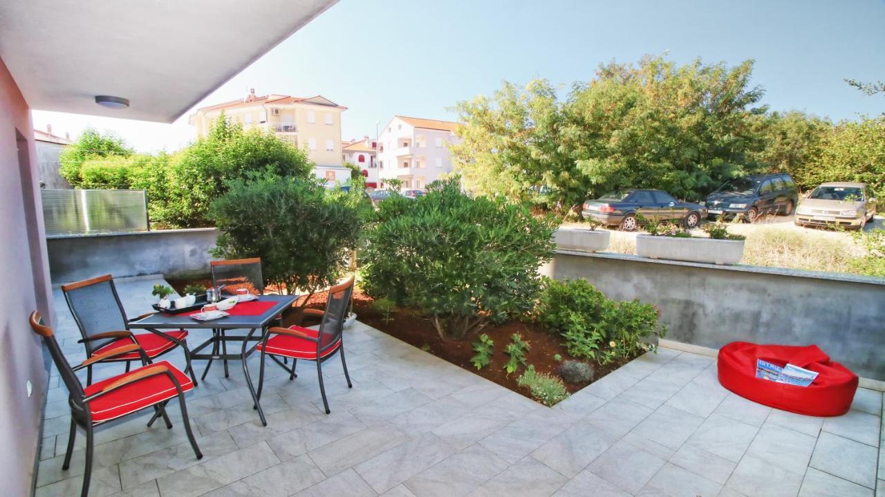 Guesthouse Esma Ρόβινι Εξωτερικό φωτογραφία