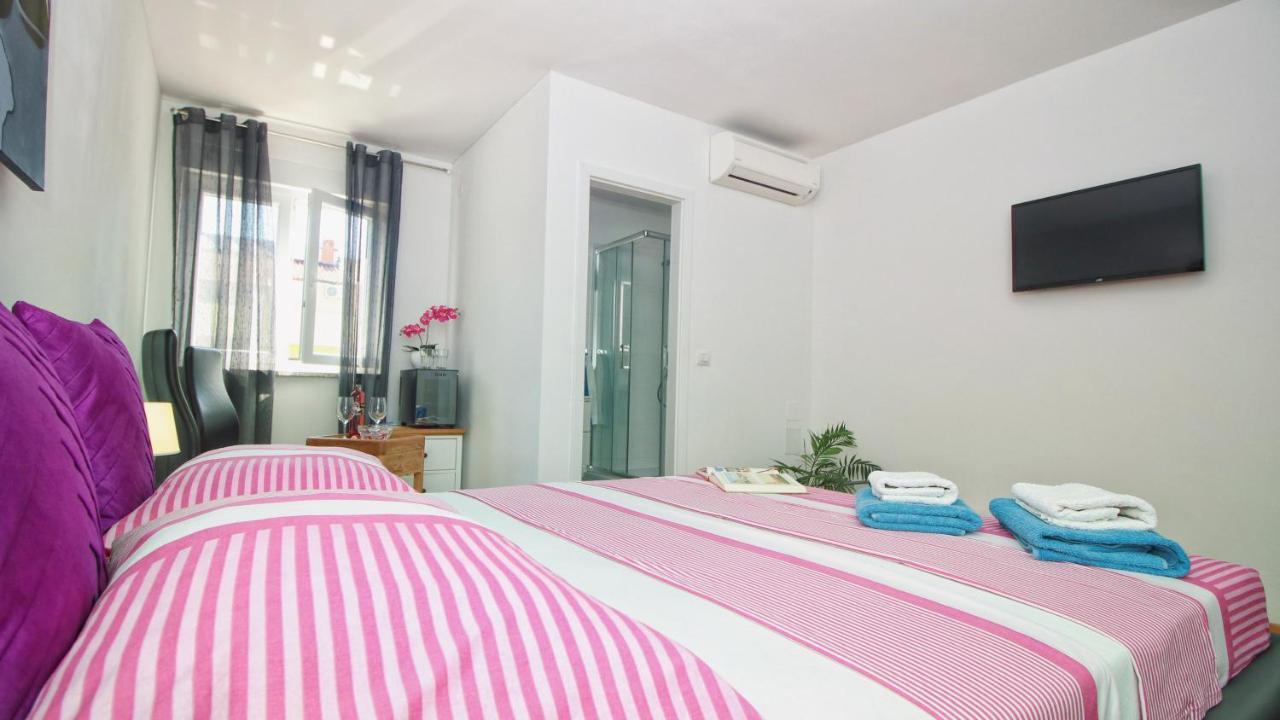 Guesthouse Esma Ρόβινι Εξωτερικό φωτογραφία