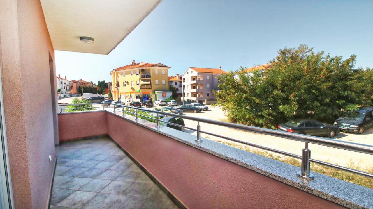 Guesthouse Esma Ρόβινι Εξωτερικό φωτογραφία