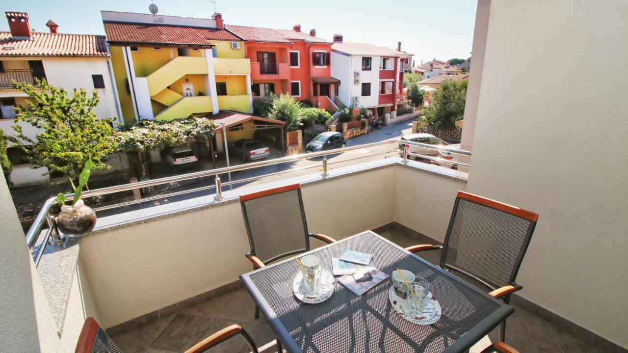 Guesthouse Esma Ρόβινι Εξωτερικό φωτογραφία