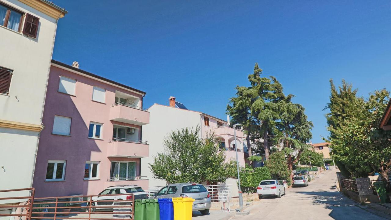 Guesthouse Esma Ρόβινι Εξωτερικό φωτογραφία
