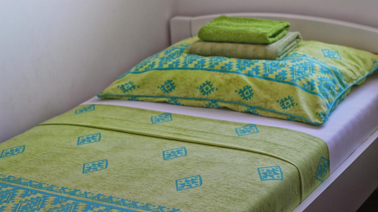 Guesthouse Esma Ρόβινι Εξωτερικό φωτογραφία