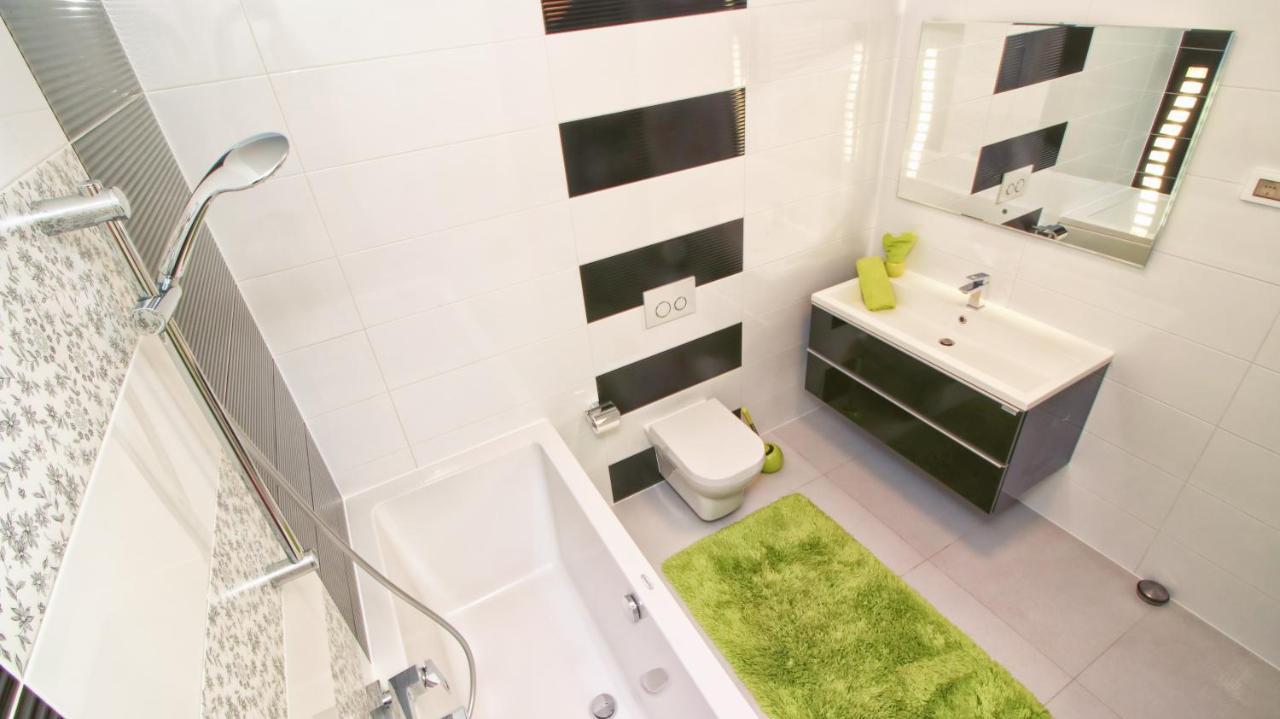 Guesthouse Esma Ρόβινι Εξωτερικό φωτογραφία