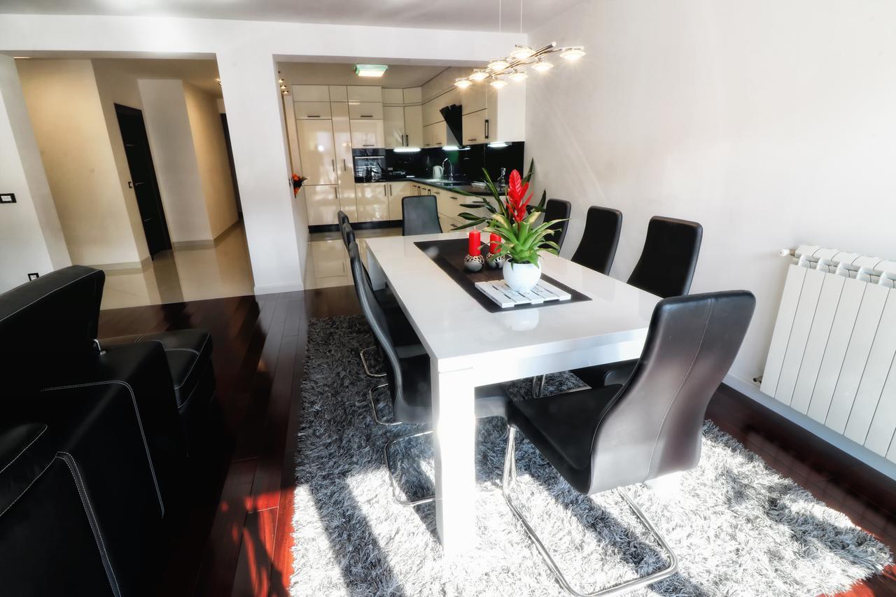Guesthouse Esma Ρόβινι Εξωτερικό φωτογραφία