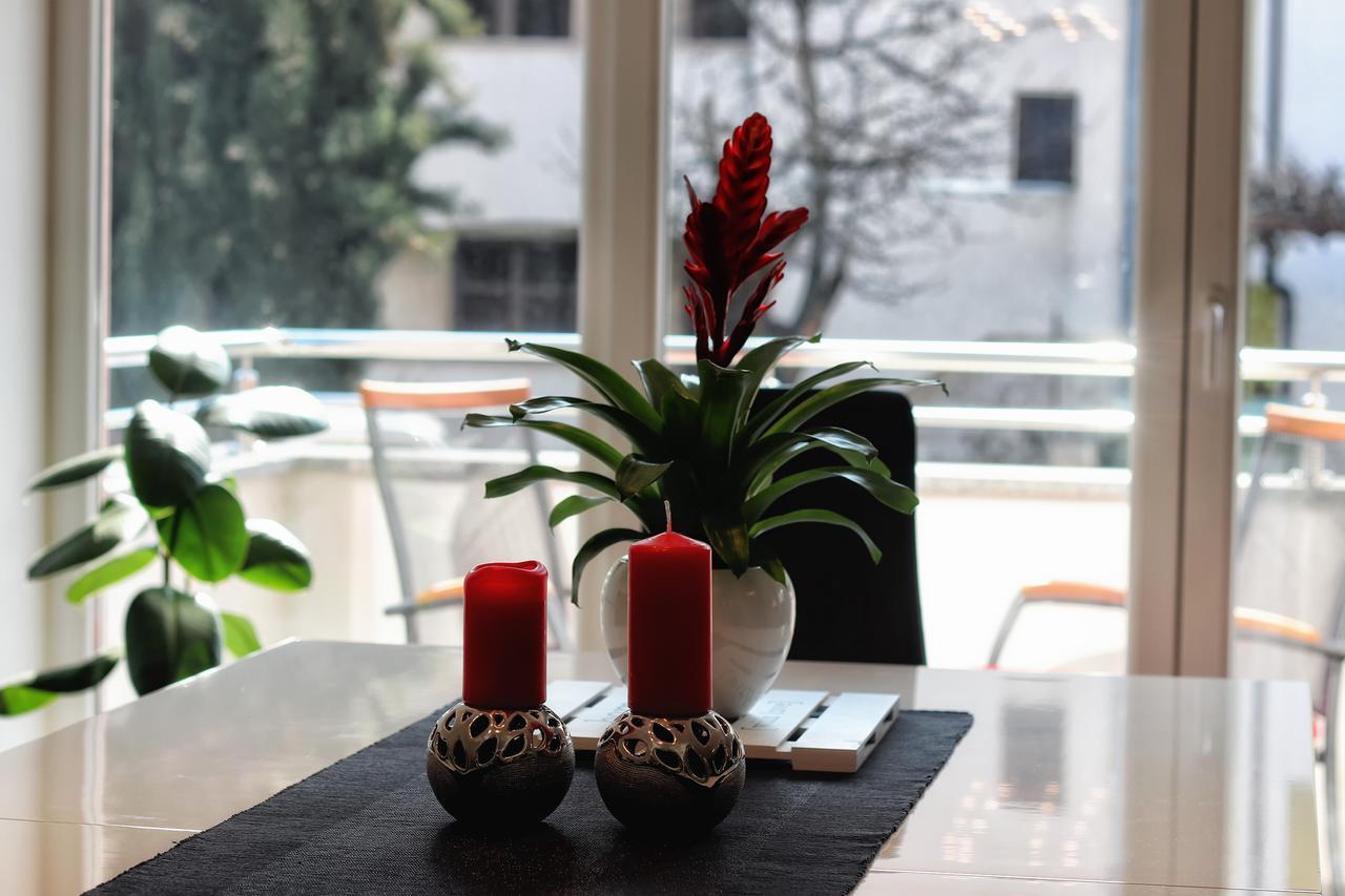Guesthouse Esma Ρόβινι Εξωτερικό φωτογραφία